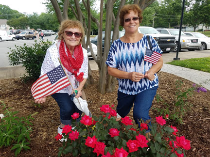 Ann Gallinat and Fernanda Vieira from the Garden Club