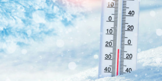 Cold-Winter-Weather-Safety-Tips-A195839884-600x319