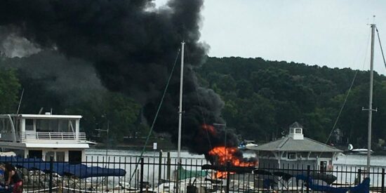 Kings Point Boat fire photo by Scott Yearwood
