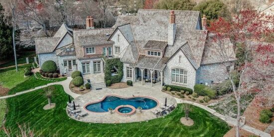 17002 Freshwater: This is what you get for $4.9 million