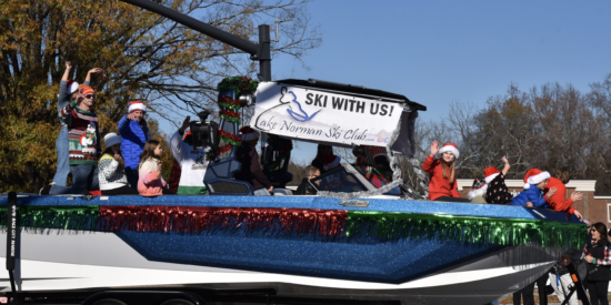 42nd Annual North Mecklenburg Holiday Parade / Town of Cornelius Photo