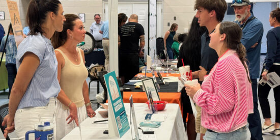 VolunteerFair2025_3479