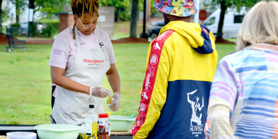 WEBFarmersMarketCornelius_0355